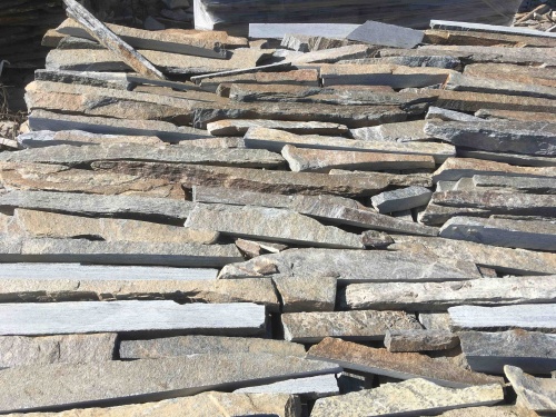 Горбушка златолит мультиколор для облицовки купить в Москве