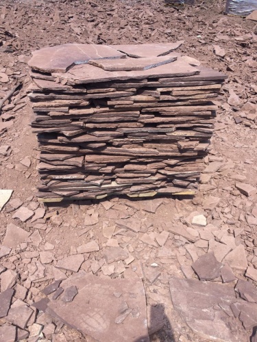 Плитняк лемезит бордовый для цоколя 1,5-2 см купить в Москве