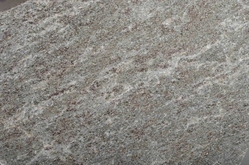 Плитняк златолит Уральский  для фасада купить в Москве