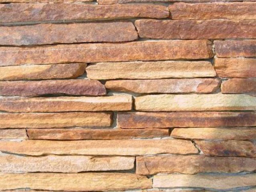 Горбушка златолит золотистый для облицовки купить в Москве